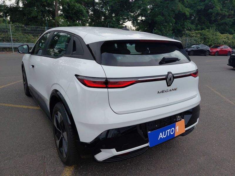 Renault Megane E-Tech electric drive 96 kW Equilibre — zdjęcie 3