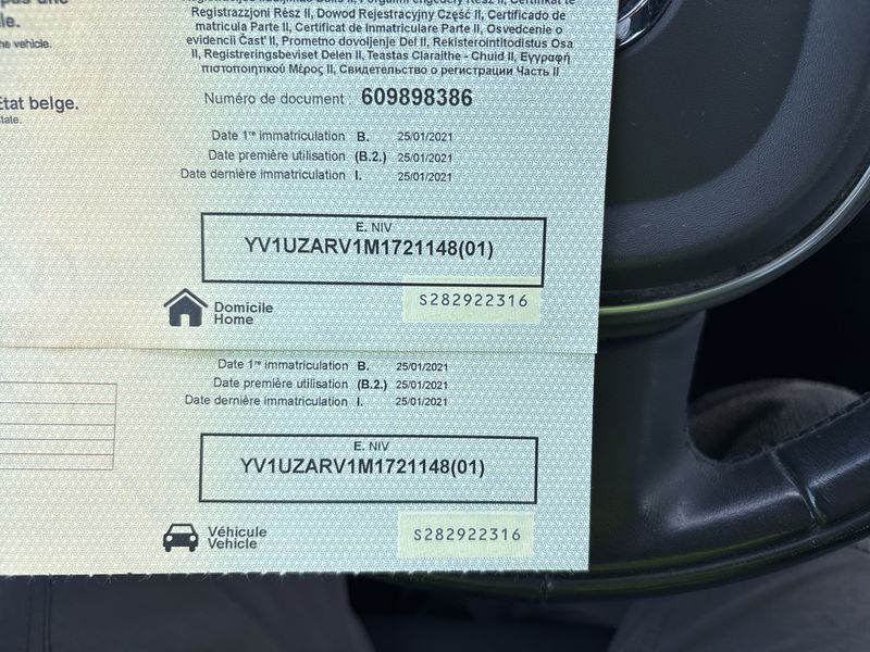 Volvo XC60 2.0 D3 Momentum Pro 2WD — zdjęcie 17