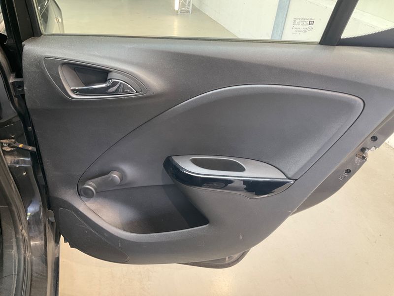 Opel Corsa 1.4 Edition 2017 – снимка 23