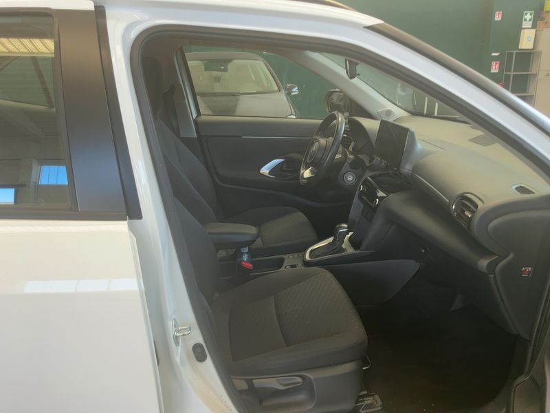 Toyota Yaris Cross 1.5 Hybrid 2WD Active — zdjęcie 11