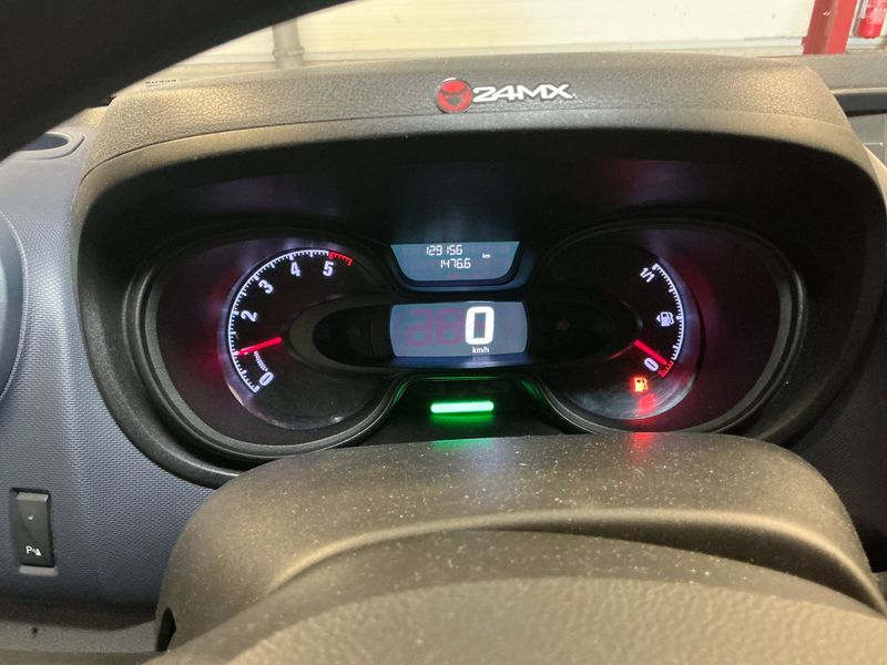 Opel Vivaro 1.6 CDTI Kasten L1H1 2,7t — zdjęcie 13