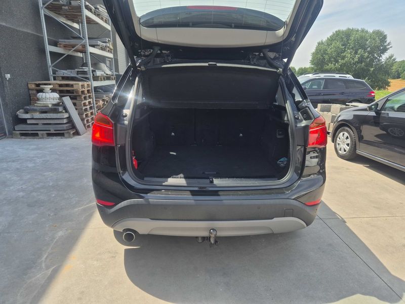 BMW X1 sDrive 16d Lounge — zdjęcie 9
