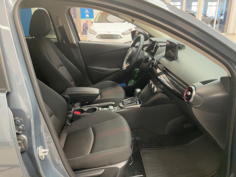 Mazda 2 1.5 Skyactiv-G Mild-Hybrid Homura — zdjęcie 11