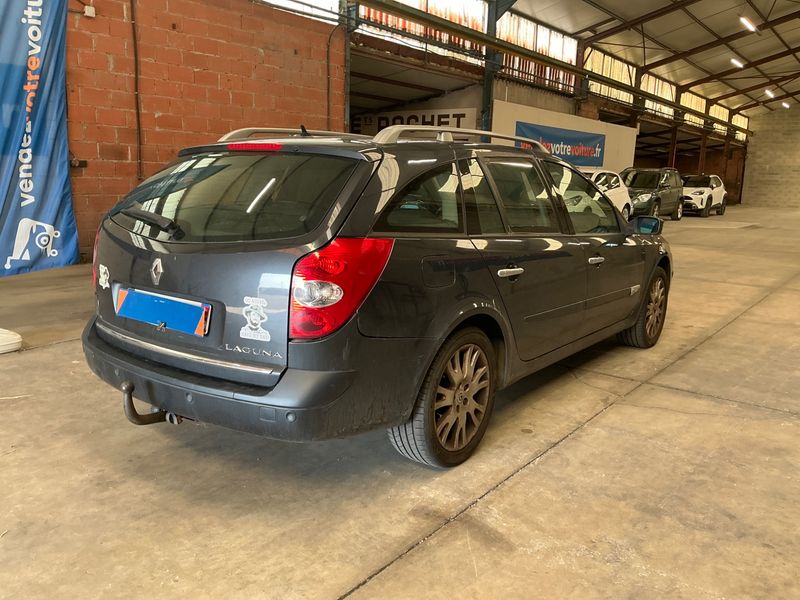 Renault Laguna 2.0 dCi Initiale — zdjęcie 2