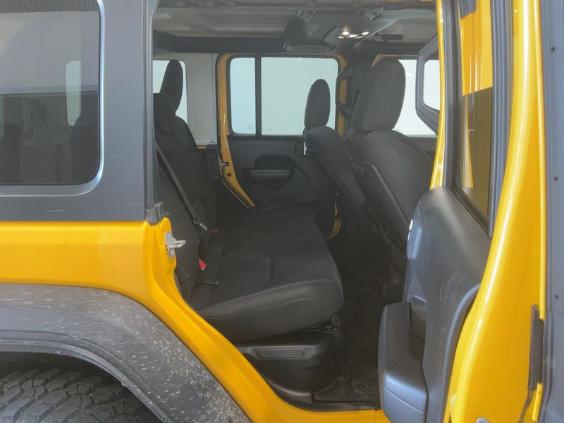 Jeep Wrangler Unlimited 2.0 4xe Plug-in Hybrid Rubicon — zdjęcie 14