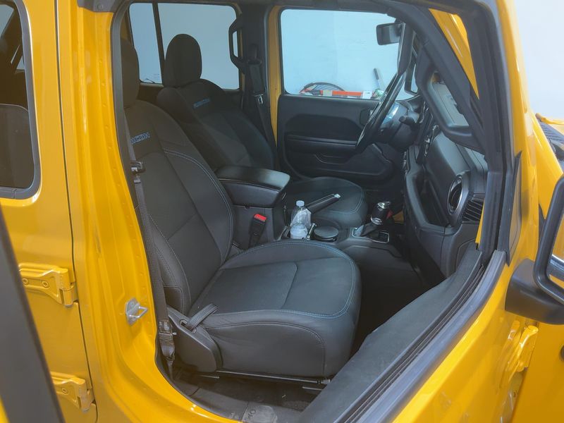 Jeep Wrangler Unlimited 2.0 4xe Plug-in Hybrid Rubicon — zdjęcie 11
