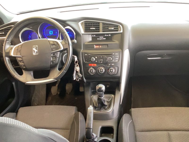 Citroen DS4 1.6 VTi Design — zdjęcie 12