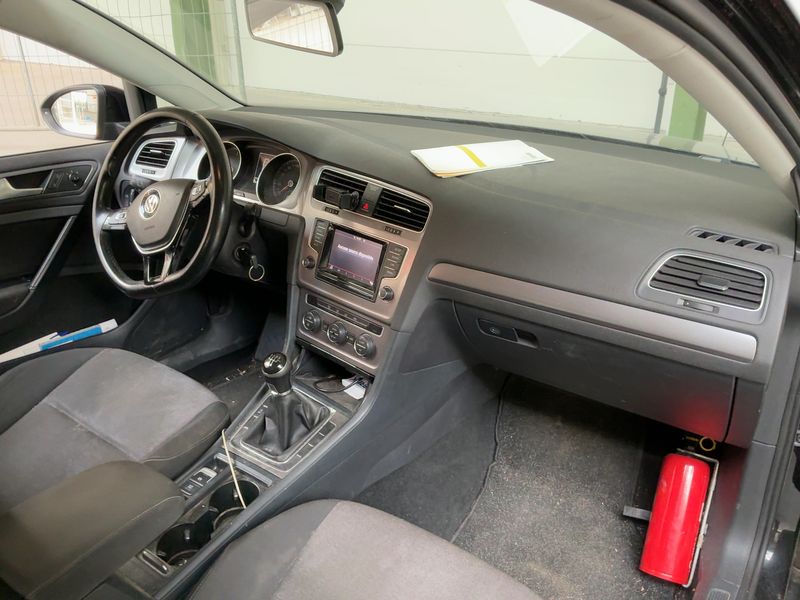 Volkswagen Golf VII 1.6 TDI Trendline BlueMotion Tech 2013 – снимка 17