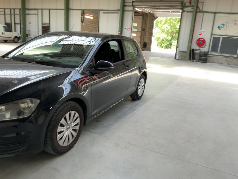 Volkswagen Golf VII 1.6 TDI Trendline BlueMotion Tech 2013 – снимка 2