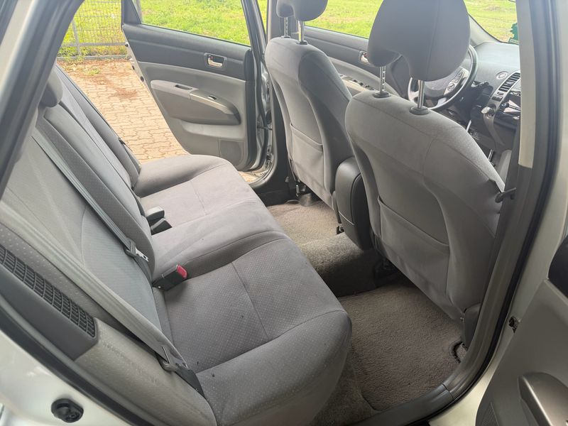 Toyota Prius 1.5 Sol — zdjęcie 14