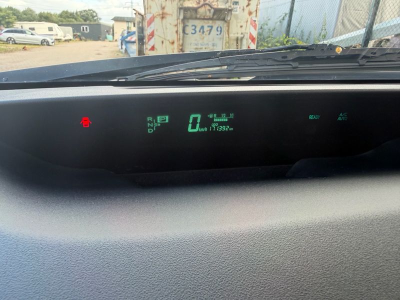Toyota Prius 1.5 Sol — zdjęcie 12