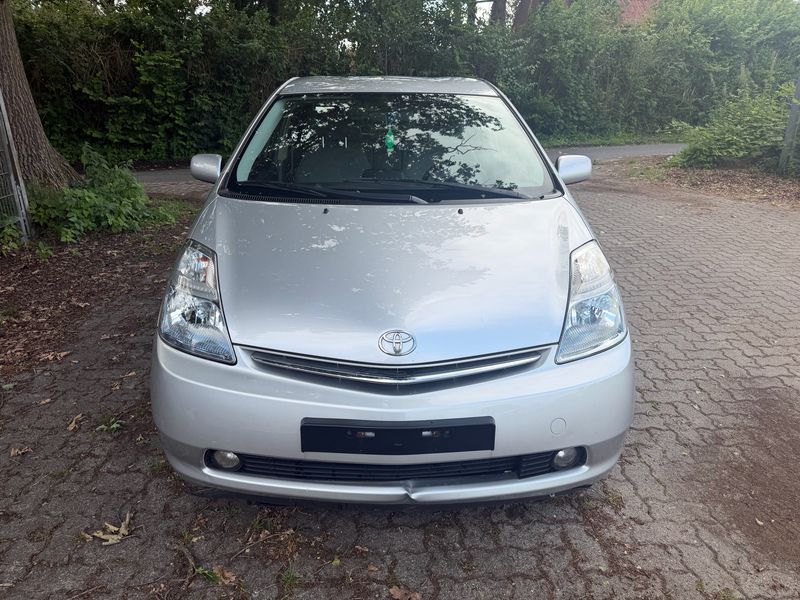 Toyota Prius 1.5 Sol — zdjęcie 7