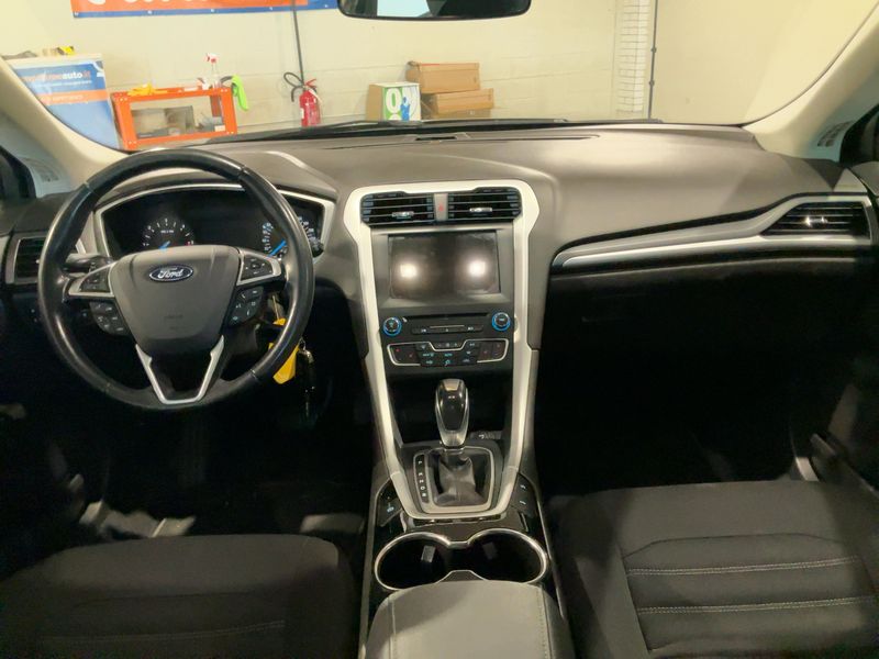 Ford Mondeo 2.0 TDCi Business Edition 2017 – снимка 17