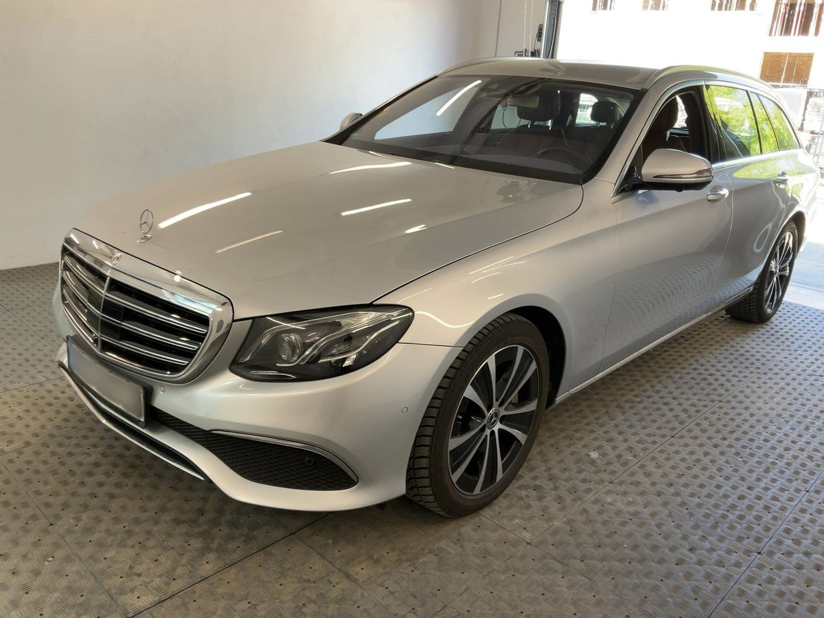 Mercedes-Benz E-Klasse 2019 — photo 1