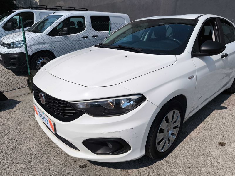 Fiat Tipo 1.3 M-Jet Pop Business — zdjęcie 2