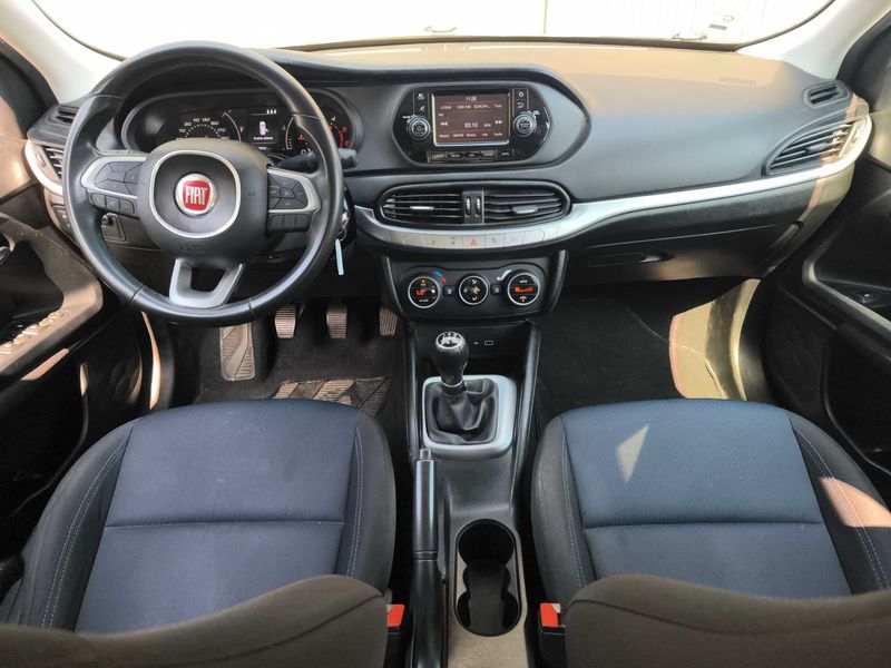 Fiat Tipo 1.3 M-Jet Pop Business — zdjęcie 11