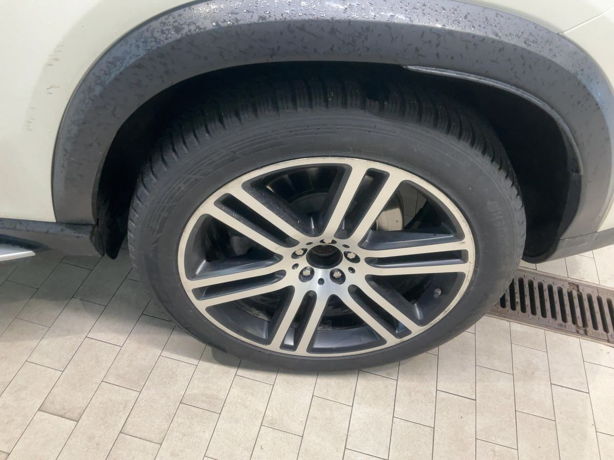 Mercedes-Benz GLE-Klasse 2020 — photo 6