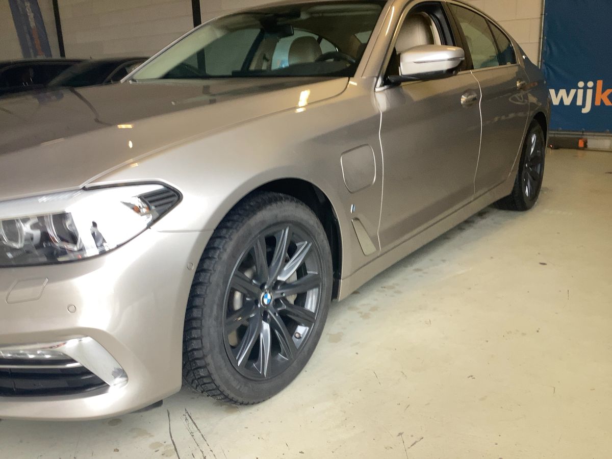 BMW 5er 530e Luxury Line