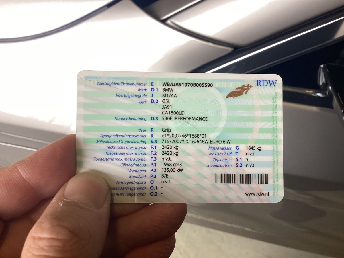 BMW 5er 530e Luxury Line