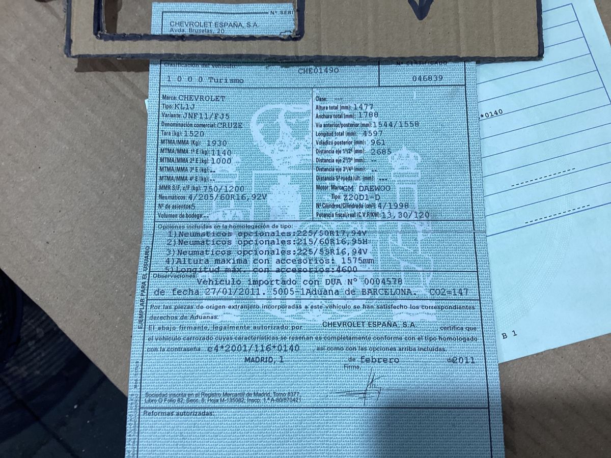 Chevrolet Cruze 2.0 Diesel LS +