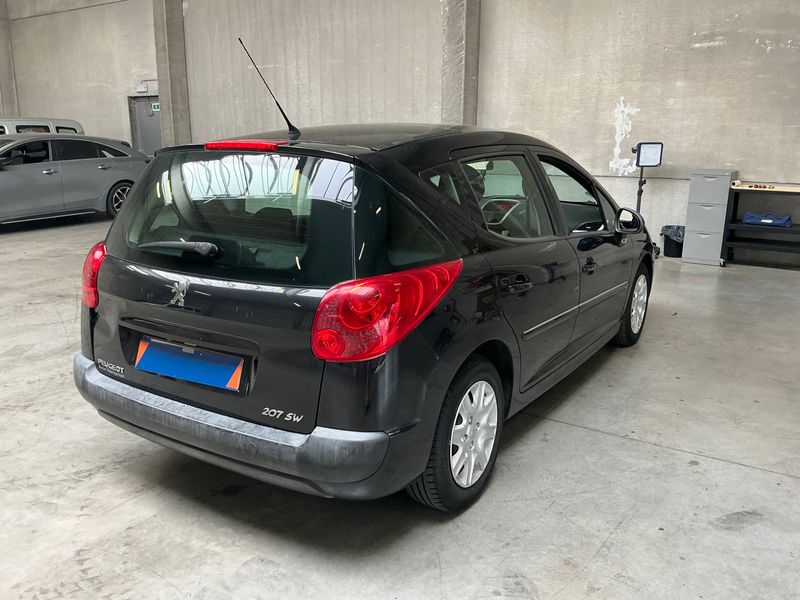 Peugeot 207 1.6 HDi Tendance 2013 – снимка 2