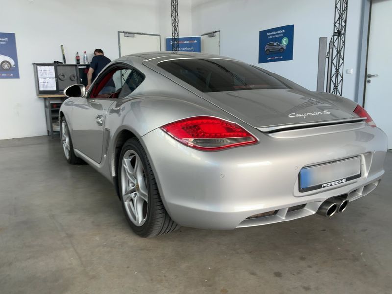 Porsche Cayman S — zdjęcie 3