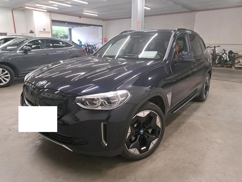 iX3 electric drive 210 kW Impressive