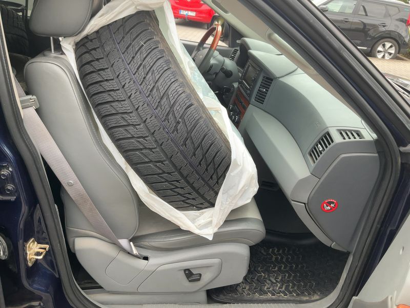 Jeep Grand Cherokee 3.0 CRD Overland — zdjęcie 11