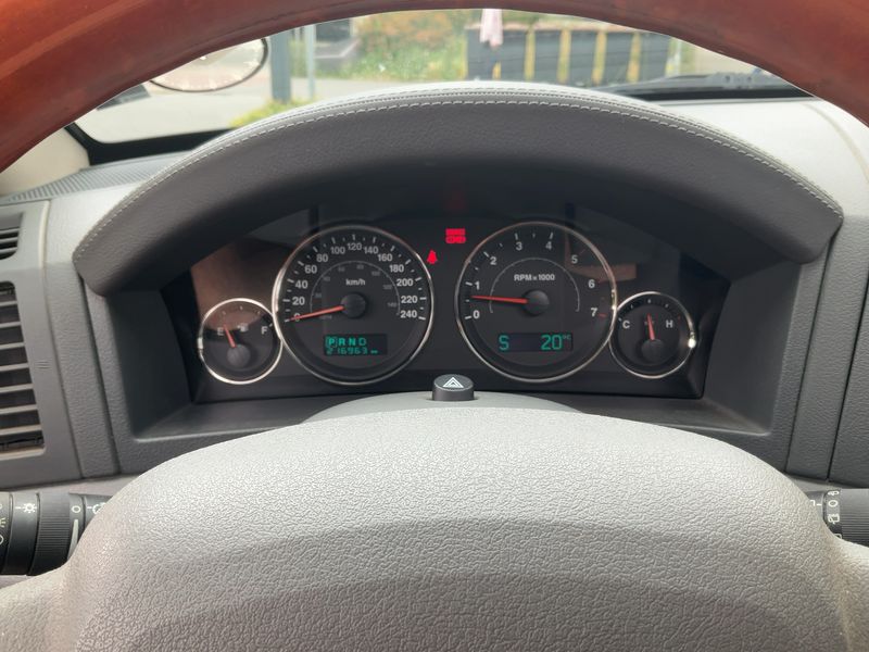 Jeep Grand Cherokee 3.0 CRD Overland — zdjęcie 13
