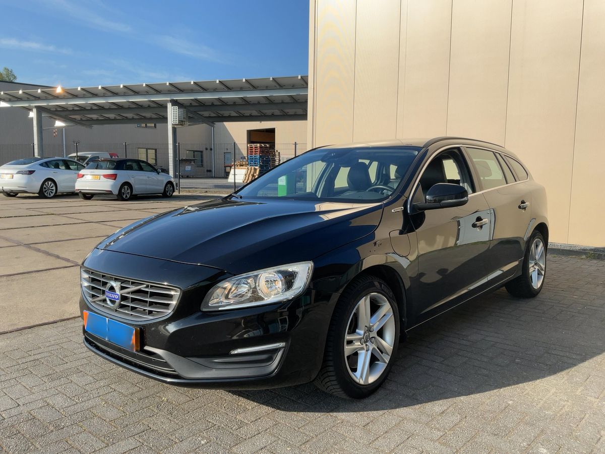 Volvo V60 2015