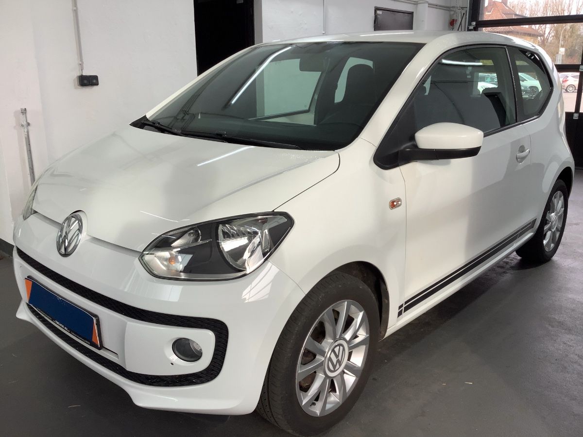 Volkswagen up! 1.0 Club up!