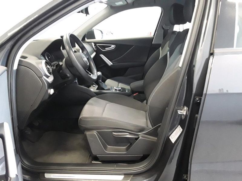 Audi Q2 30 TFSI advanced — zdjęcie 10