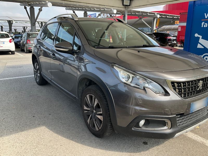 Peugeot 2008 1.6 Blue-HDi Allure 2017 – снимка 12