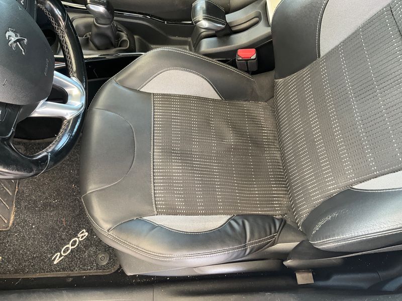 Peugeot 2008 1.6 Blue-HDi Allure 2017 – снимка 24