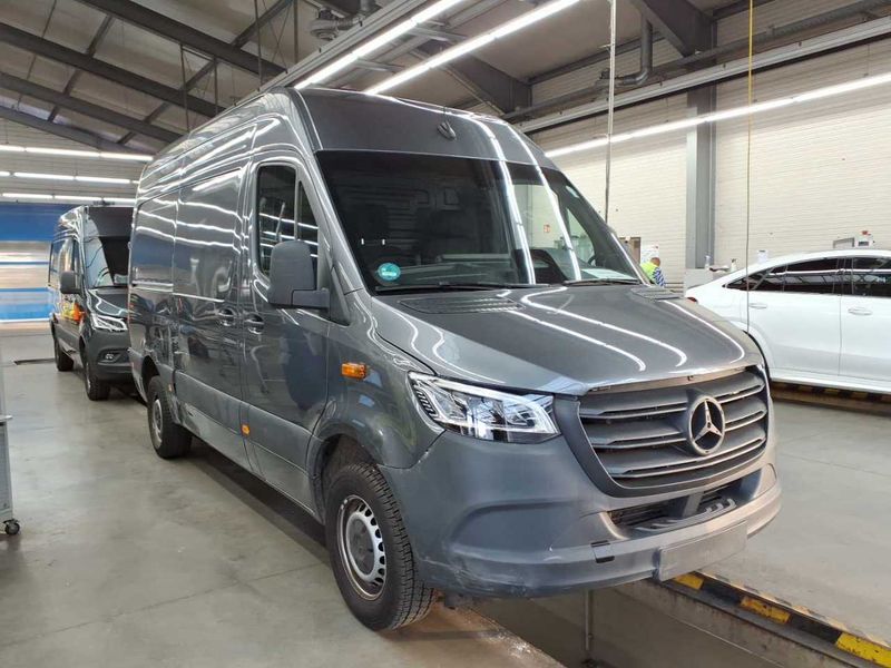 Mercedes-Benz Sprinter 317 CDI RWD PRO L2 — zdjęcie 4