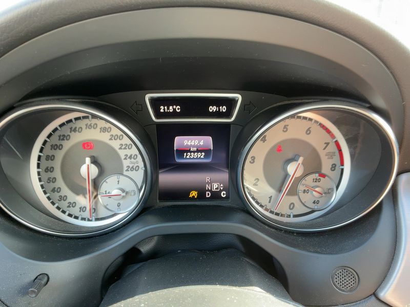 Mercedes-Benz CLA-Klasse CLA 250 Shooting Brake 4Matic AMG Line 2016 – снимка 19