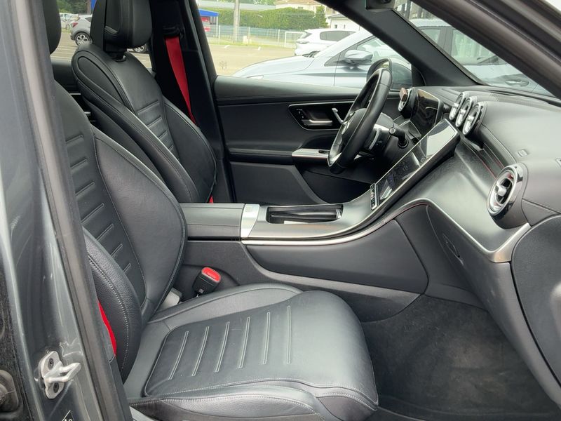 Mercedes-Benz GLC-Klasse GLC 220 d Mild-Hybrid 4Matic AMG Line — zdjęcie 11