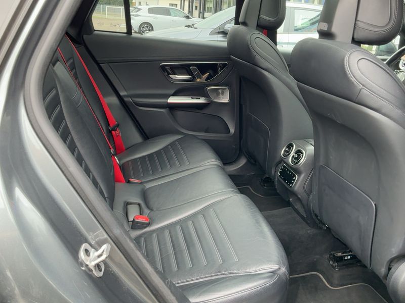 Mercedes-Benz GLC-Klasse GLC 220 d Mild-Hybrid 4Matic AMG Line — zdjęcie 14