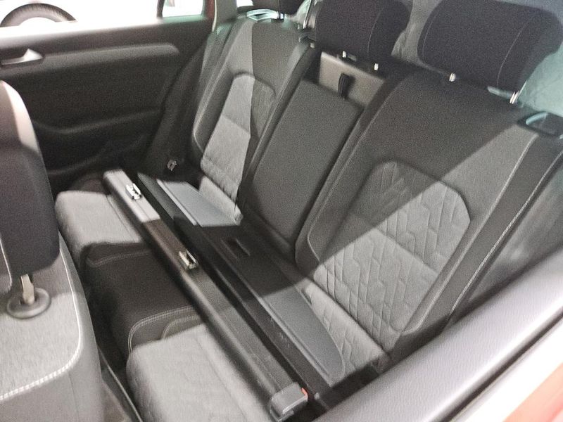 Volkswagen Passat 2.0 TDI Business — zdjęcie 12