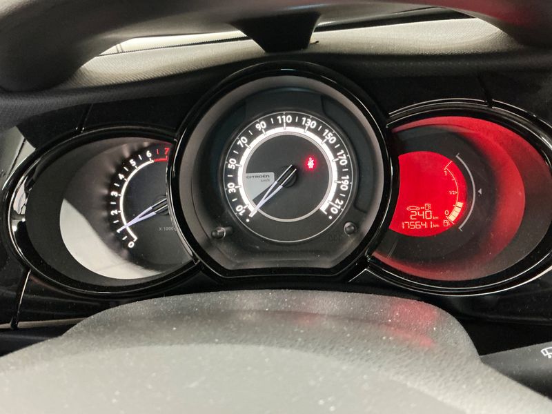 Citroen C3 1.2 PureTech Shine 2016 – снимка 4