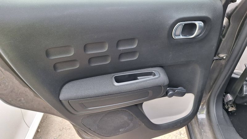 Citroen C3 1.2 PureTech Shine 2020 – снимка 38