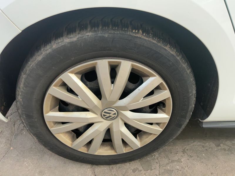 Volkswagen Golf VII 2.0 TDI GTD BlueMotion Tech 2015 – снимка 9