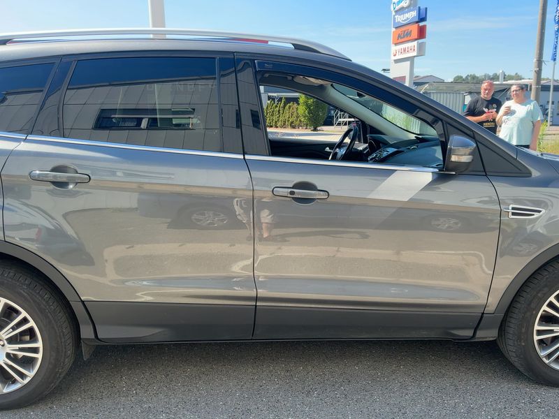 Ford Kuga 2.0 TDCi Titanium — zdjęcie 7