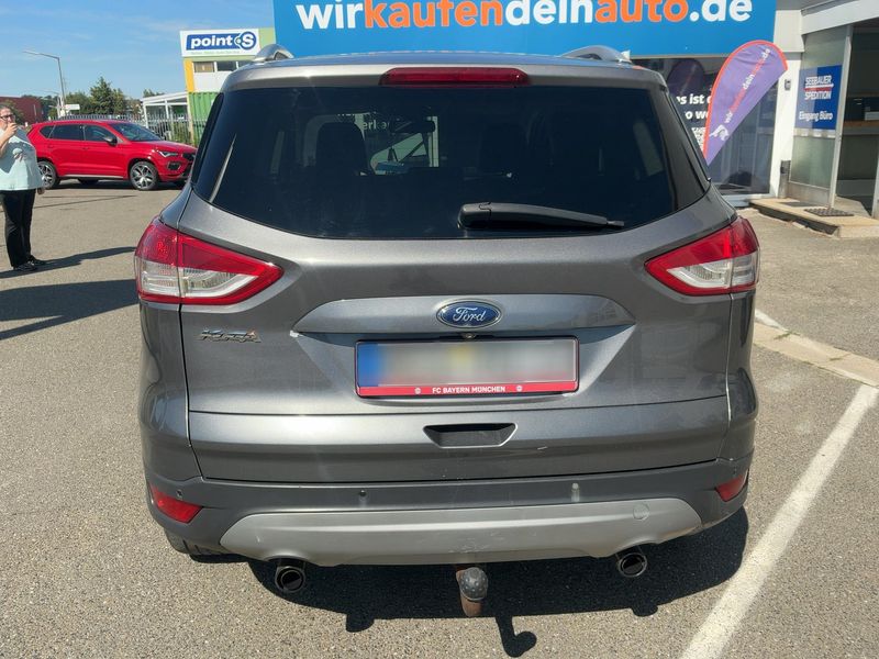 Ford Kuga 2.0 TDCi Titanium — zdjęcie 5