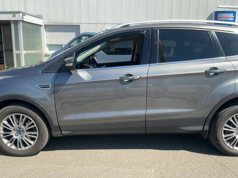 Ford Kuga 2.0 TDCi Titanium — zdjęcie 4