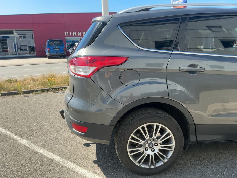 Ford Kuga 2.0 TDCi Titanium — zdjęcie 6