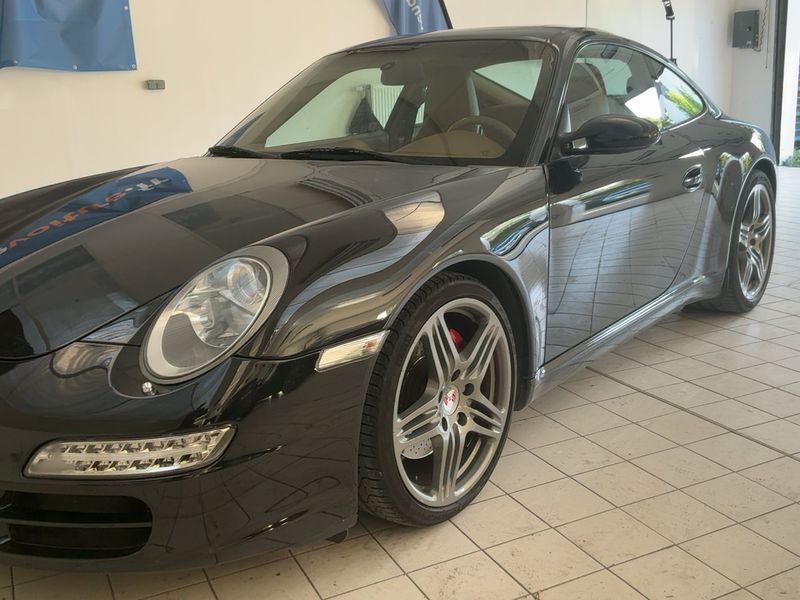 Porsche 911 997 Carrera S — zdjęcie 2