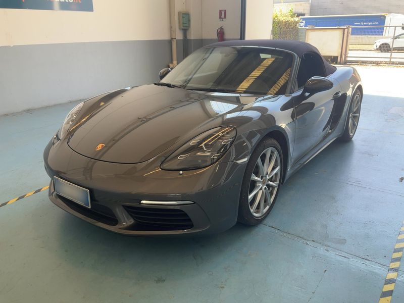 Porsche 718 Boxster 718 Basis
