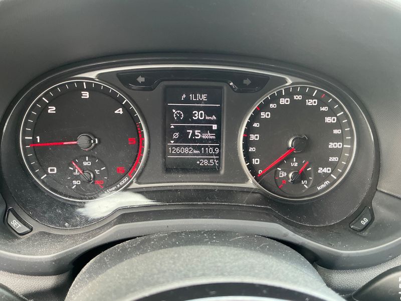 Audi A1 Sportback 2.0 TDI S line Sportpaket — zdjęcie 13