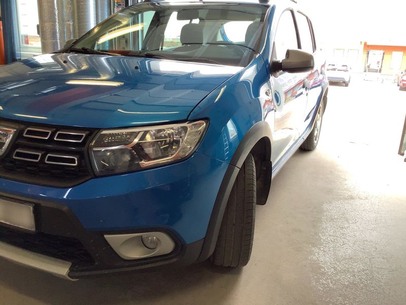 Dacia Sandero 0.9 TCe Stepway Prestige — zdjęcie 2